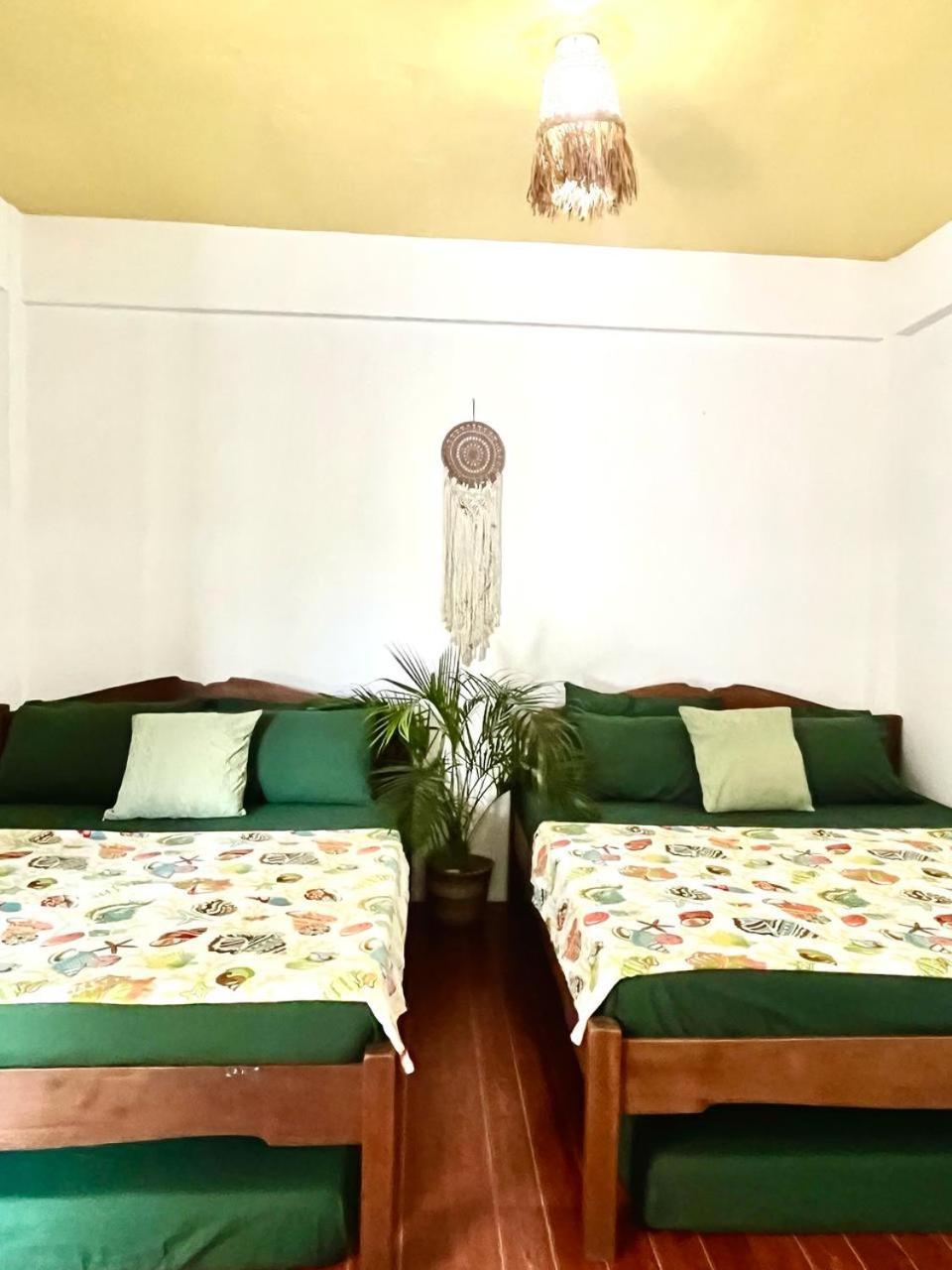 Casa Luntian And Cafe Lodge *
